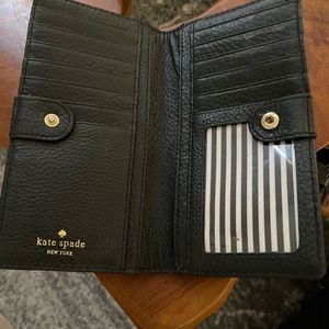 Black Kate Spade Snap Wallet Leather Gold